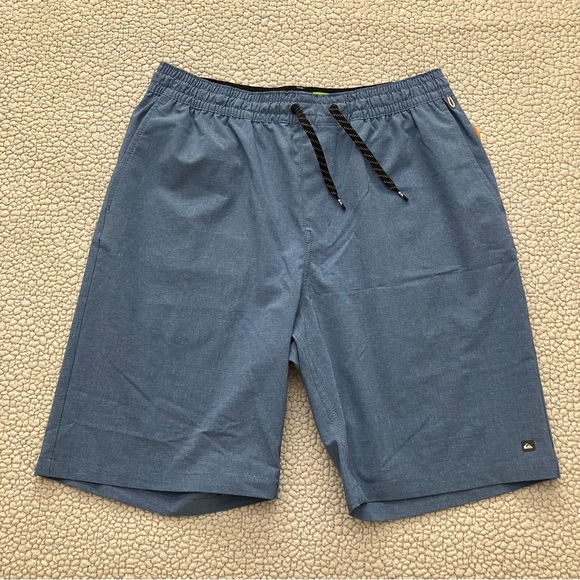 Quiksilver Shorts Quiksiler Waterman Mens M Shortsbathing Suit